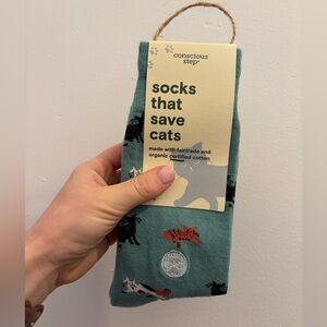 Women’s Teal Cat-Print Socks